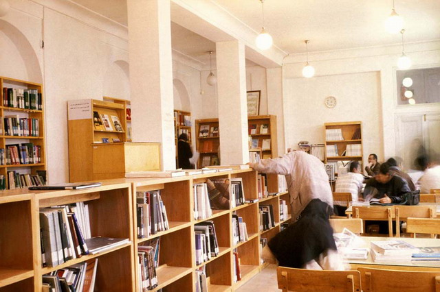 Library, Ghadaki House