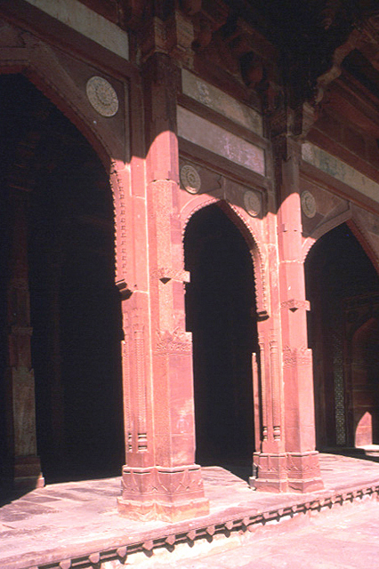 Interior view of columns, arches and corbels