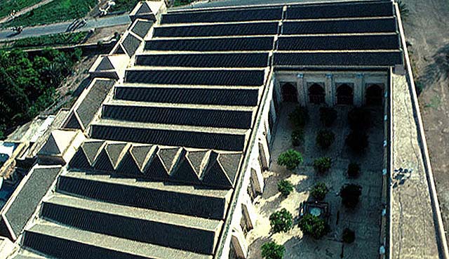 Jami' al-Kutubiyya - Aerial view,  courtyard and roof of prayer hall