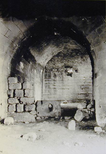 Upper floor, vaulted chamber