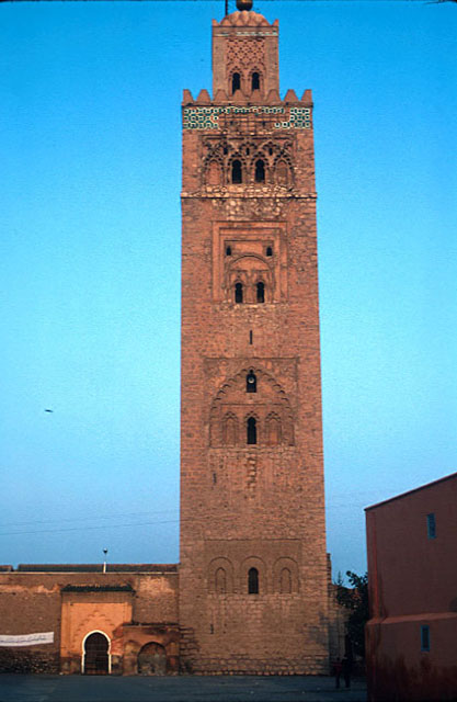 Jami' al-Kutubiyya - Minaret and main portal