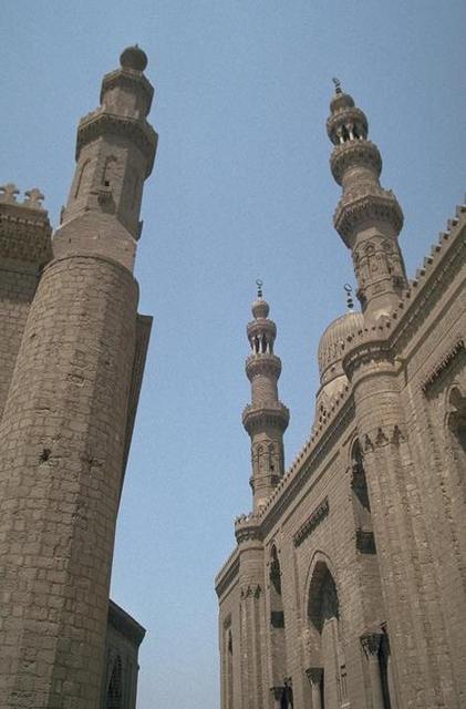 Exterior view, minarets and upper zone of façade