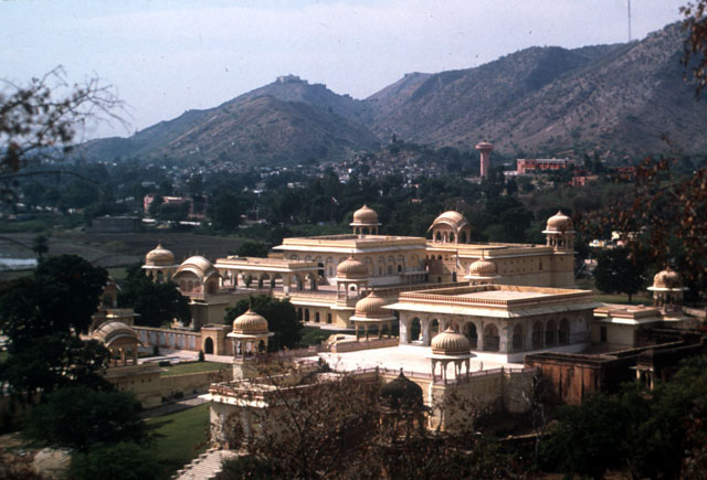 General view to Kanak Vrindavan Valley