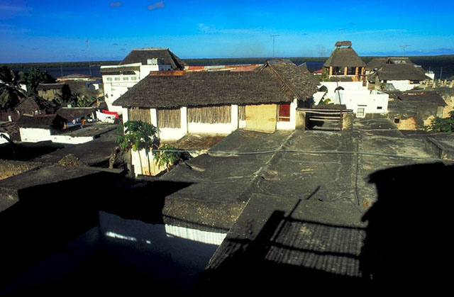<p>Aerial view, north side of Lamu on the seafront</p>
