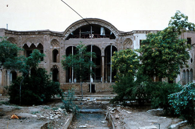 Courtyard façade, before restoration