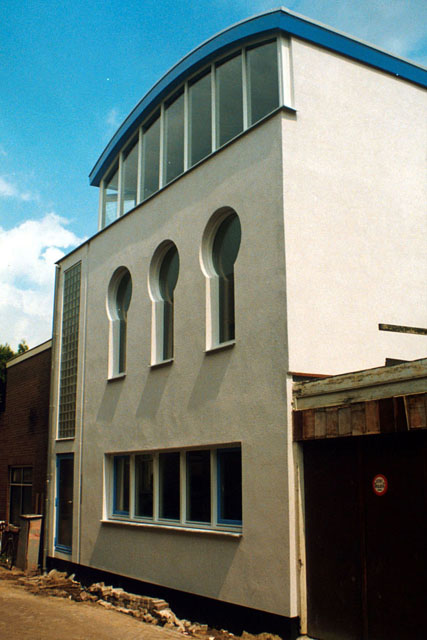 Exterior view shooing façade