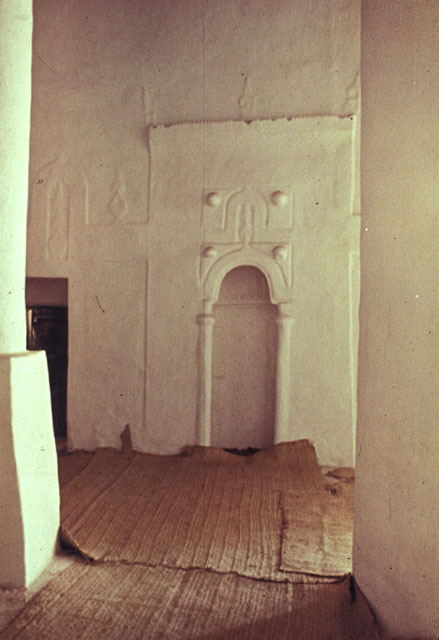 Mihrab in the rear prayer hall