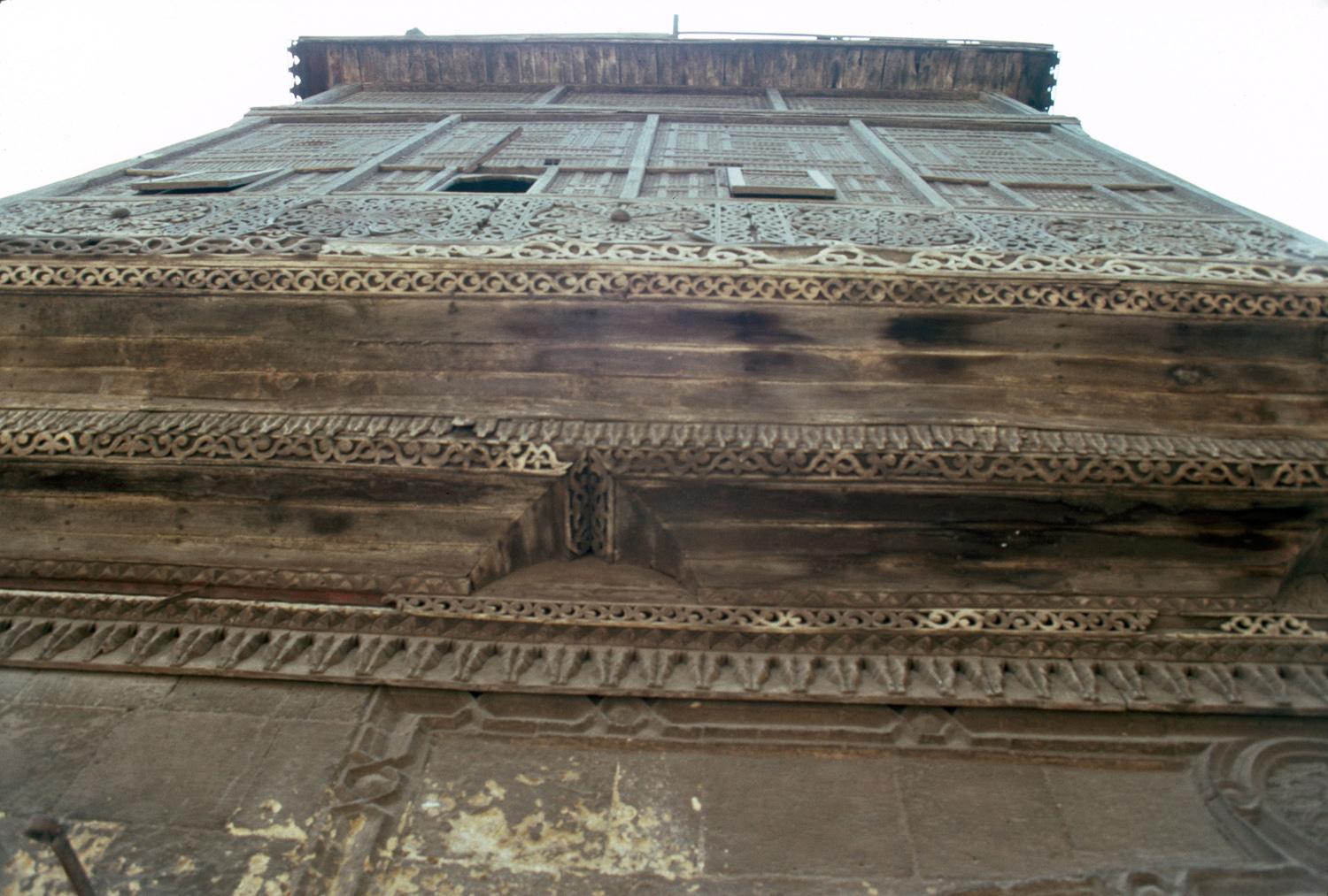Mashrabiyya of Great Reception Hall (qa'a) overlooking Harat-Monge