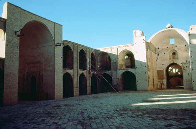 Friday Mosque of Abarquh - Exterior view of courtyard southeastern corner