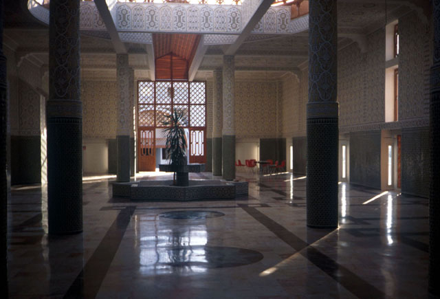 Evry Islamic Cultural Center - Interior view showing central fountain and light sources