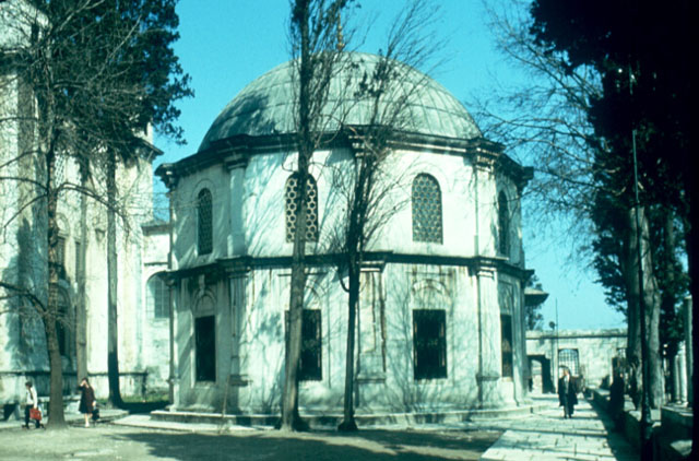 Mausoleum of Mehmed II, the Conqueror, as seen from southwest