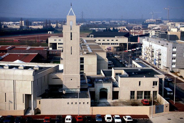 Evry Islamic Cultural Center - Aerial view to minaret