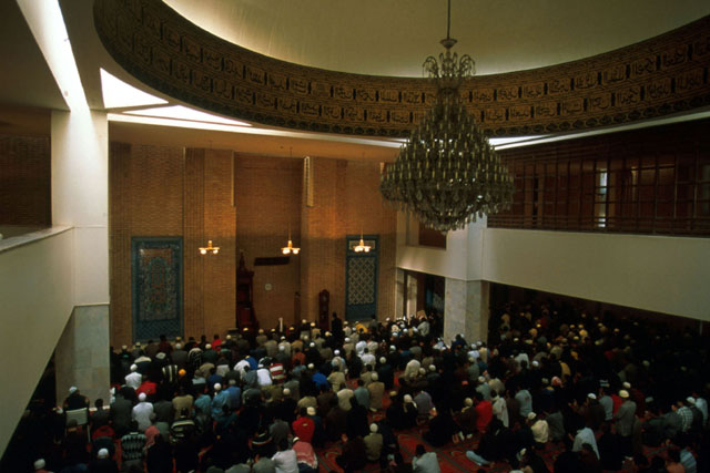 Lisbon Mosque - Interior view of prayer hall