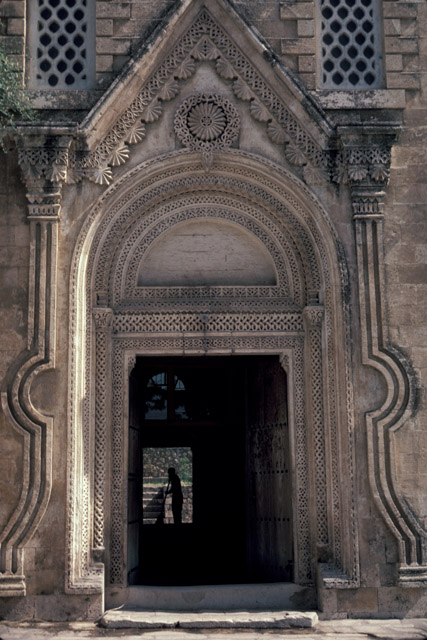 Entrance on the south wall