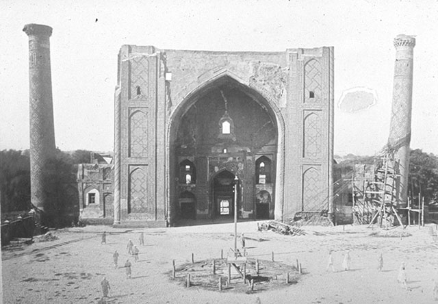 Main portal, Ulugh Beg Madrasa