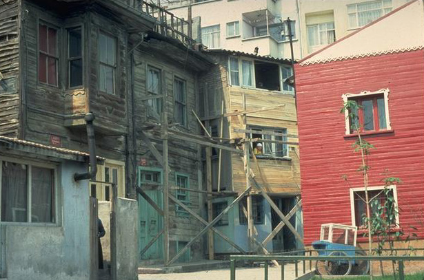 Individual houses before restoration