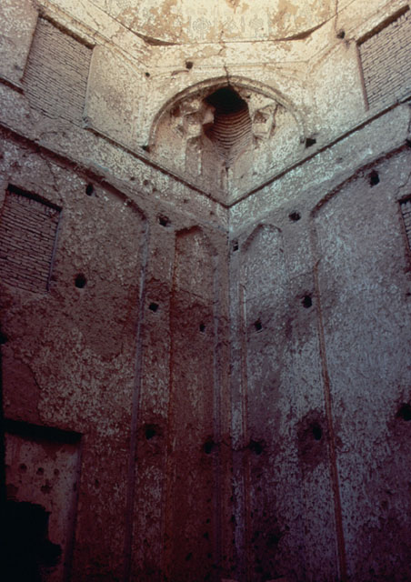 View of corner with squinches transitioning to dome