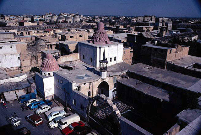 Madrasa al-Nuriyya al-Kubra (Damascus) - Elevated view of the mausoleum, on the left, with the taller dome of Nur al-Din's Mausoleum (b. 1167) seen on the right