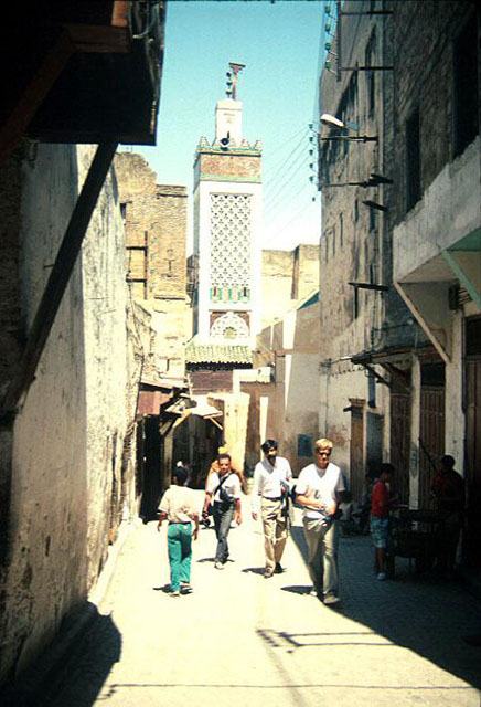 Madrasa al-Bu'inaniya - View of minaret from street