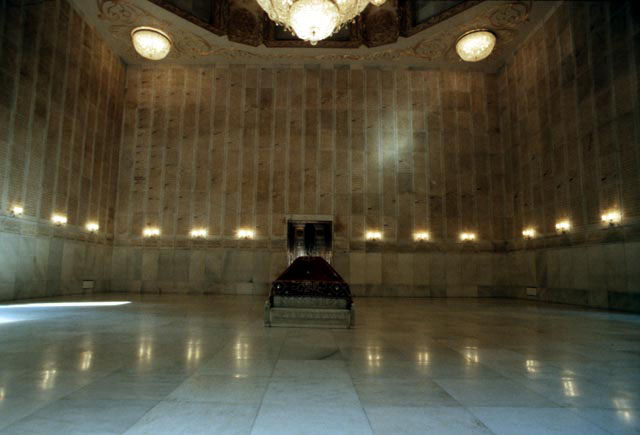 Interior view of tomb chambre, showing electrical lighting system in dome's drum