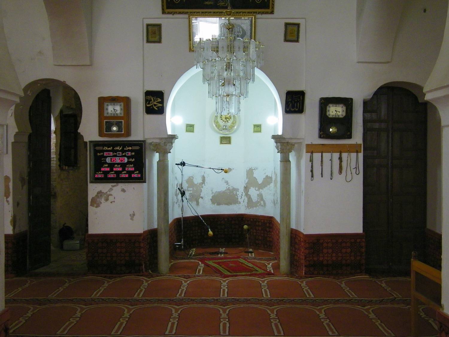 Interior view of the main hall to the mihrab