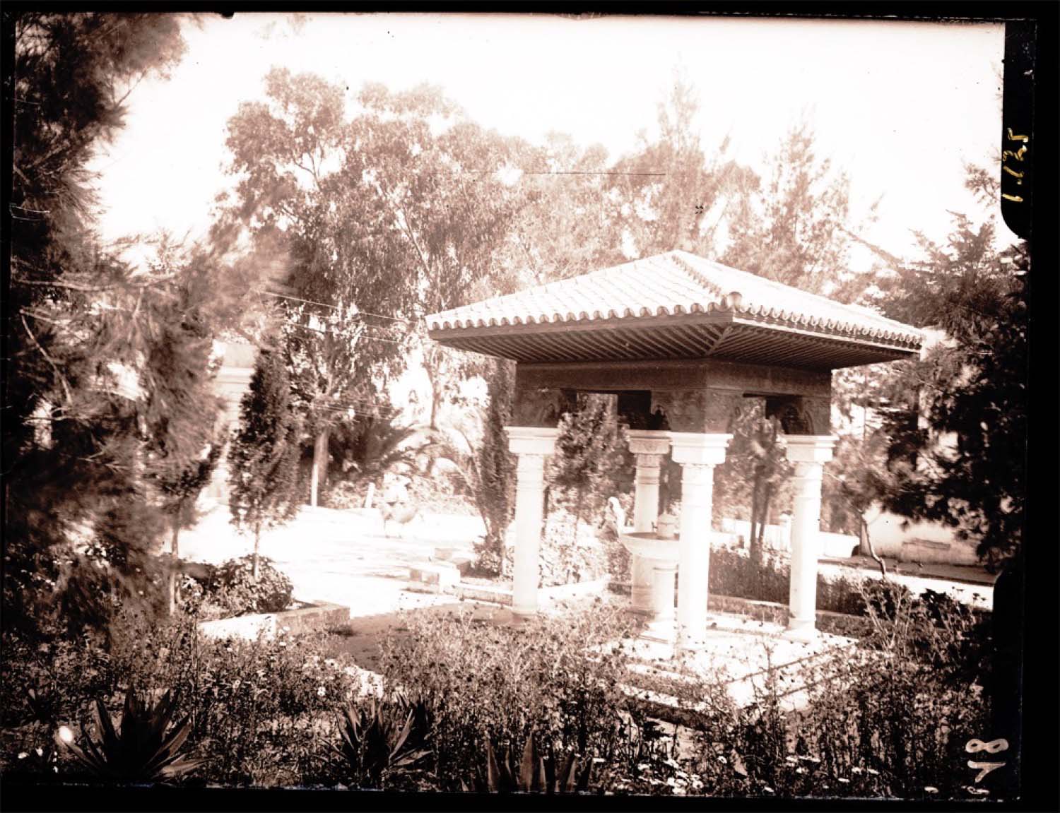 Garden pagoda and the Sir Reginald Lister Fountain
