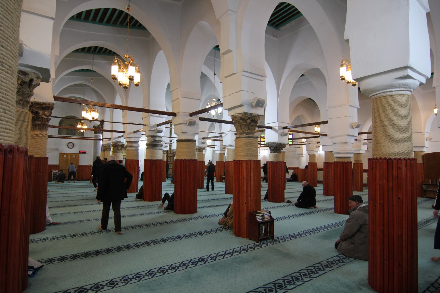 View of the prayer hall showing pointed arches maintained by wooden rods