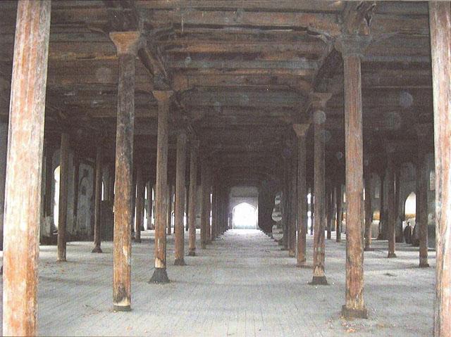 Main prayer hall of the mosque before the restoration