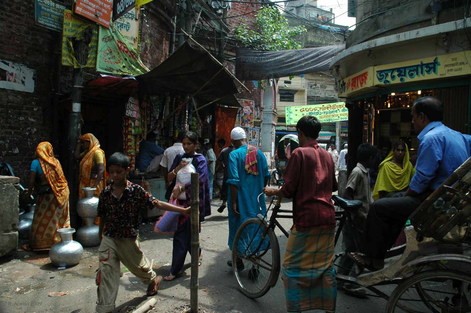 A public water tap on Hindu Street in Old Dhaka