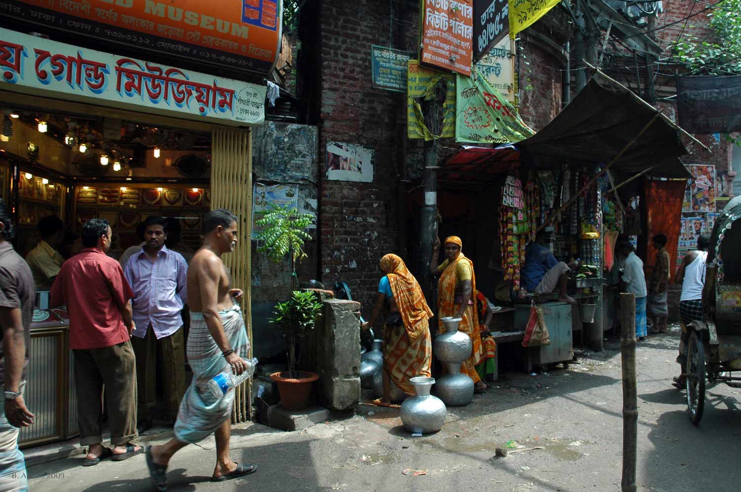 A public water tap on Hindu Street in Old Dhaka