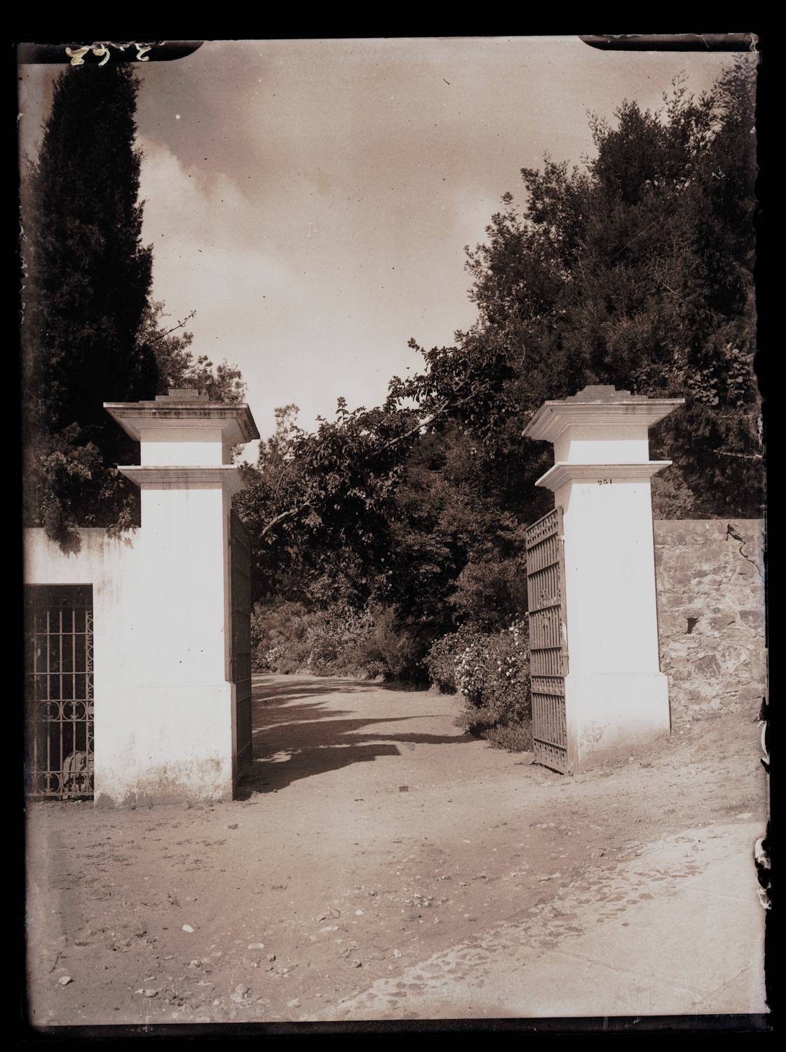 Entry to a country house, location unknown