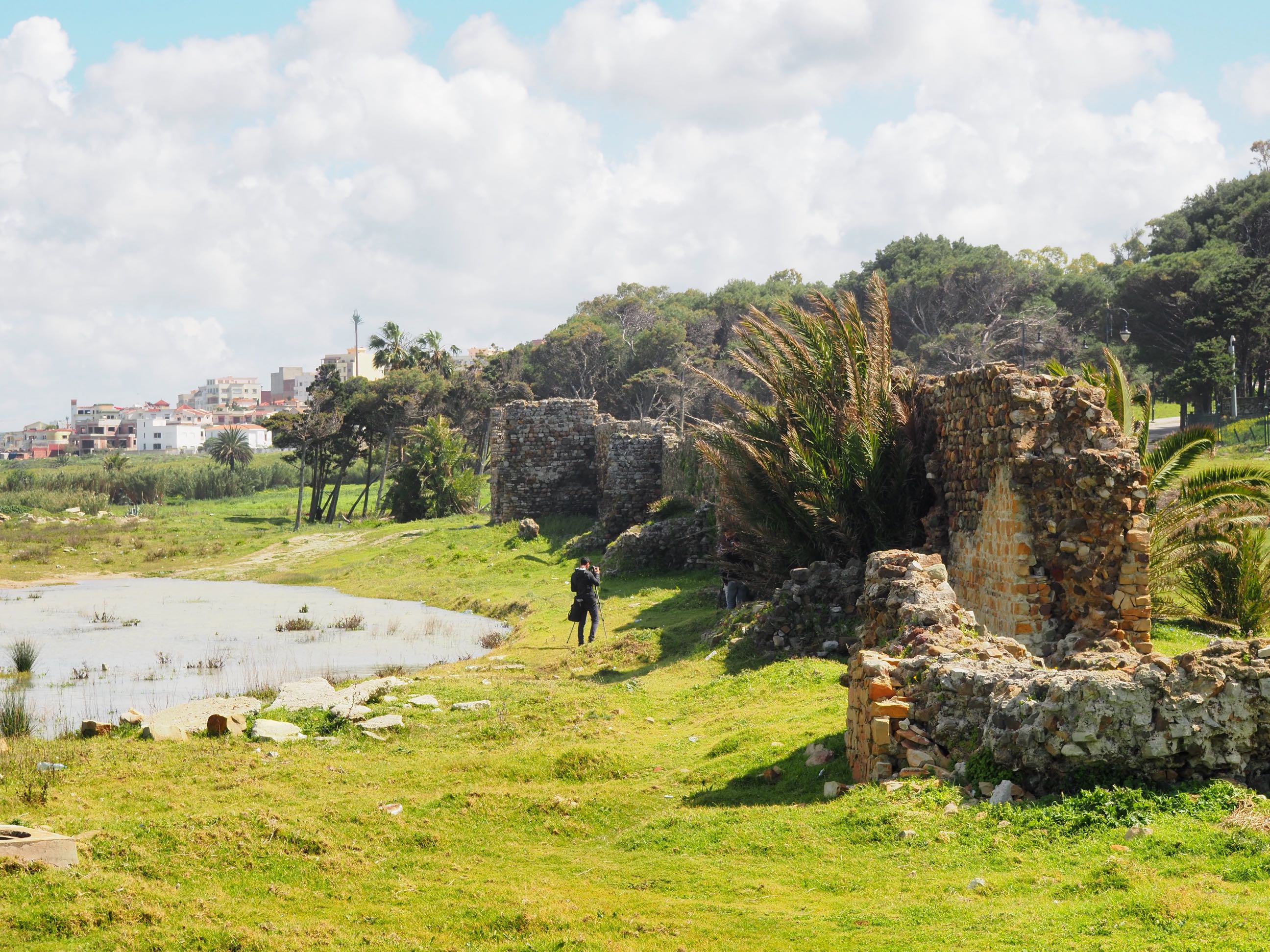 Ruinas de Tingis - <p>View along the wall </p>