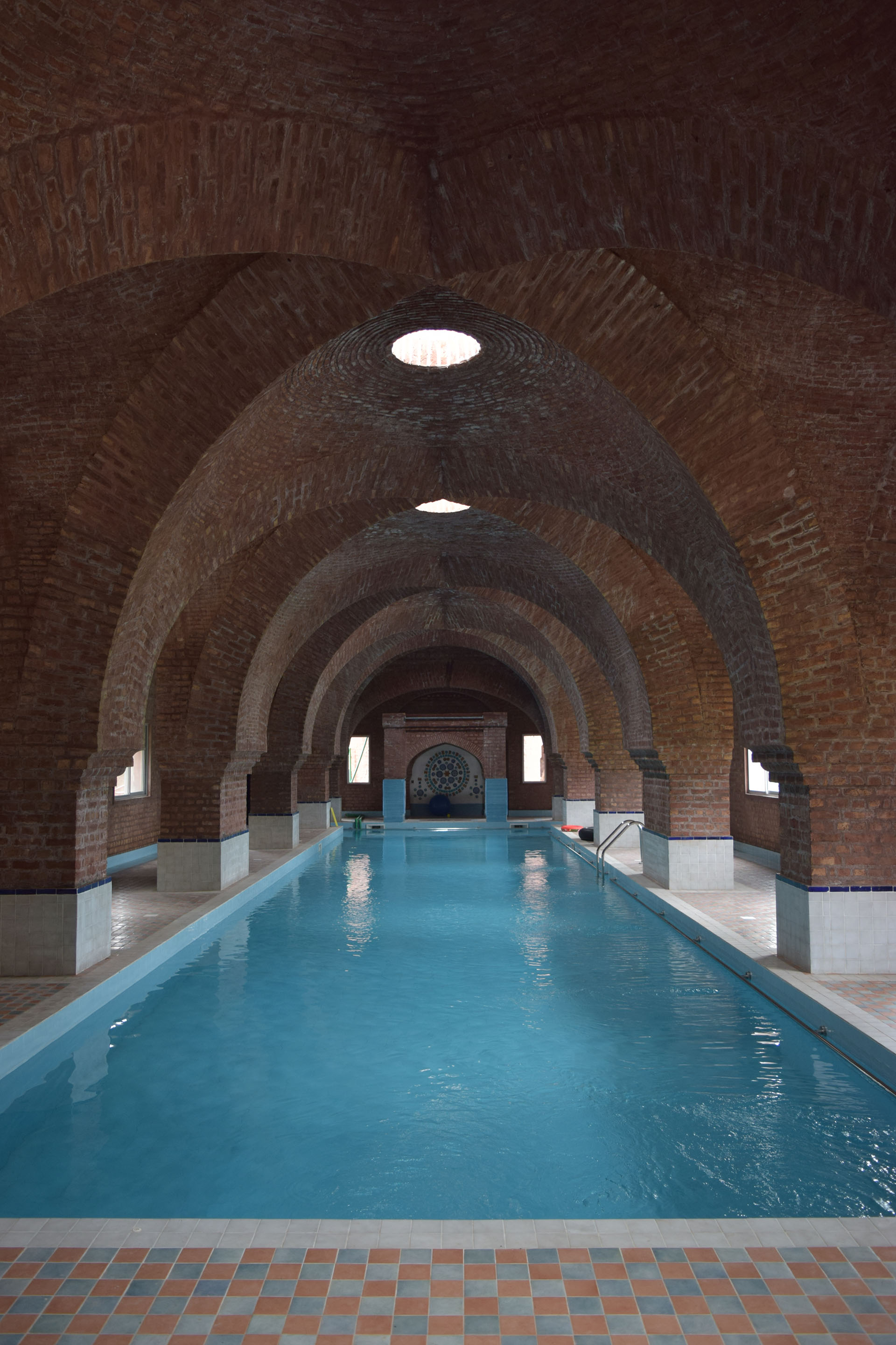 <p>Interior view, swimming pool.</p>