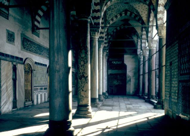 Topkapi Sarayi Harem - View looking south west from the Colonnade of the Pavilion of the Blessed Mantle towards the entrance to the Harem in the Fourth Court; the Circumcision Kiosk is visible to the left