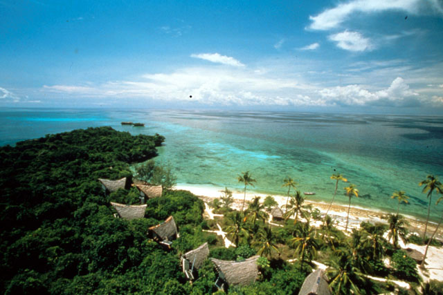 Chumbe Island Coral Park - Aerial view over the hotel complex towards the Indian Ocean