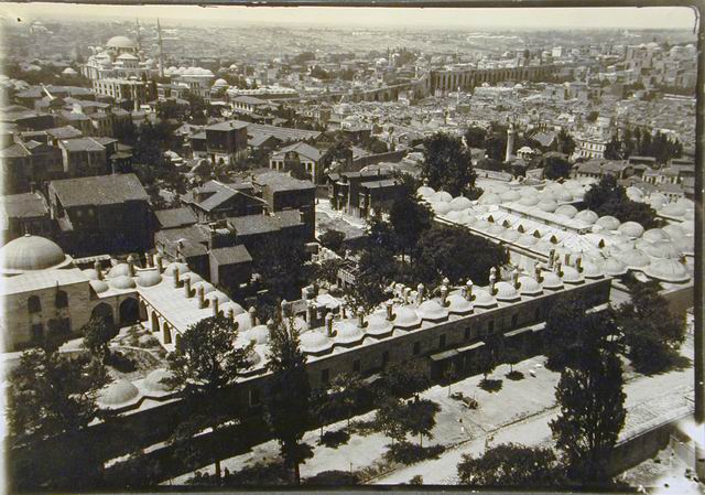 Süleymaniye Külliyesi - Tip Medresesi, Exterior, General view, from above and notheast, Sani Medresesi at left, darussifa at right,