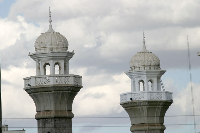View of twin minarets, showing upper balcony and crown pavilions