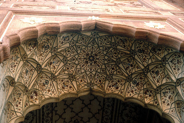 Exterior detail of main prayer chamber