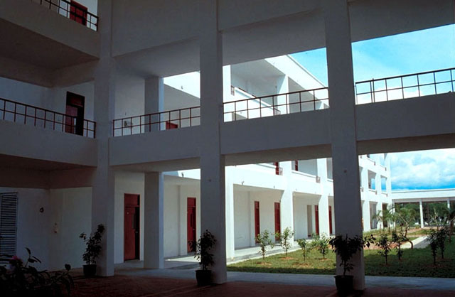 View of inside/outside courtyards, showing relationship between different public spaces