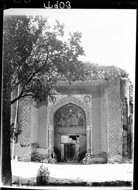 Ornately adorned extrave and jamb shafts of Jalal al-Din Hussein's tomb