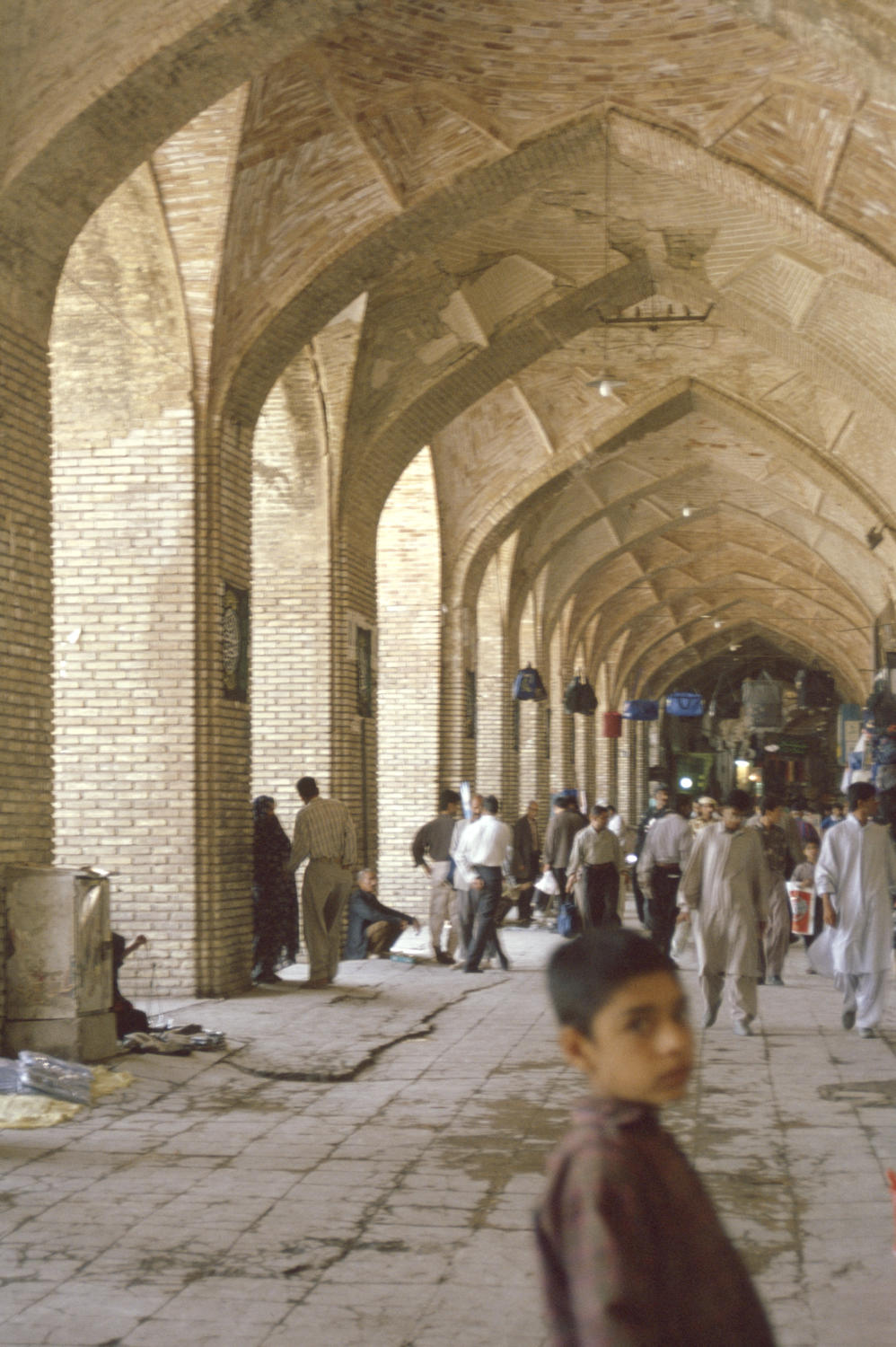 View of bazaar arcade flanking Ganj-i Ali Khan Square.