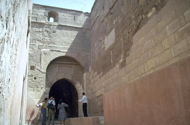 Bab al-Mudarraj