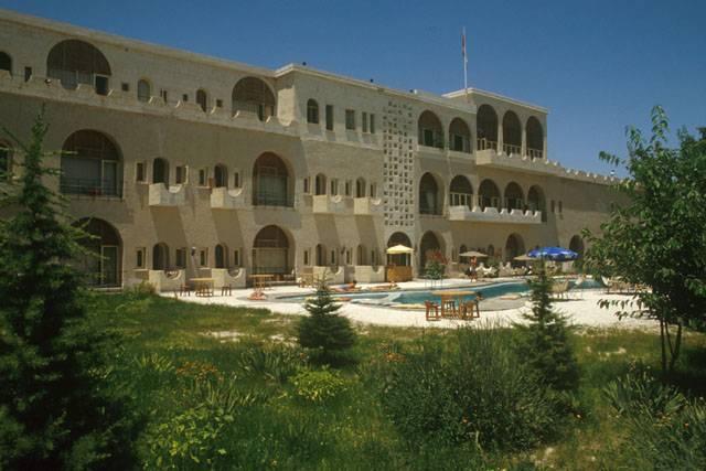 Kaya Hotel - Exterior view from garden to façade