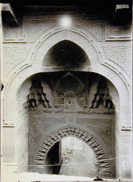 Entrance detail of wikalat
