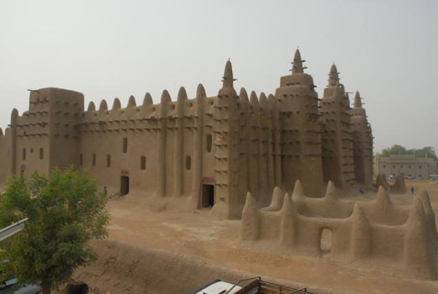 Southeast view of Djenné Great Mosque