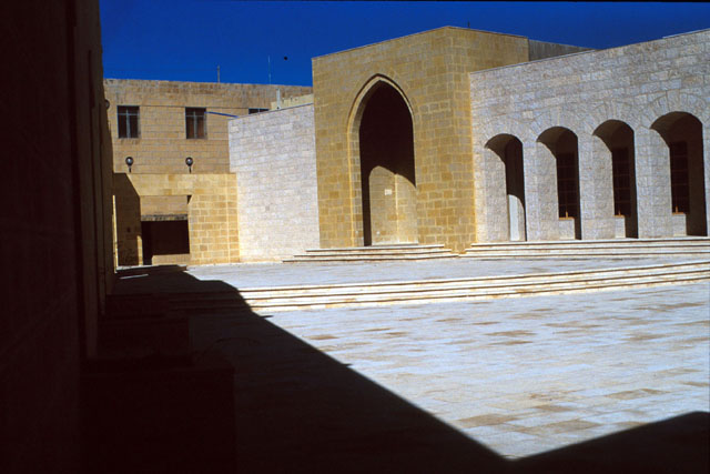 Exterior view showing iwan projecting into courtyard