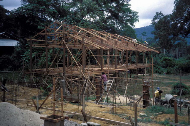 Construction of the wood structure