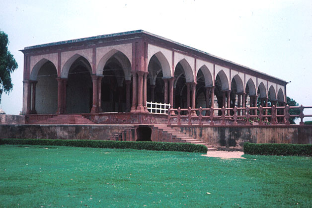 Lahore Fort Complex: Diwan-i-Am - Exterior view