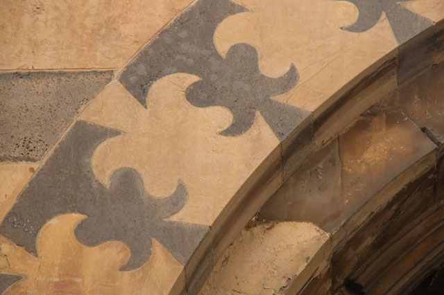Bimaristan al-Qaymari - Detail of portal arch