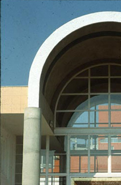 Main façade, detail of arch